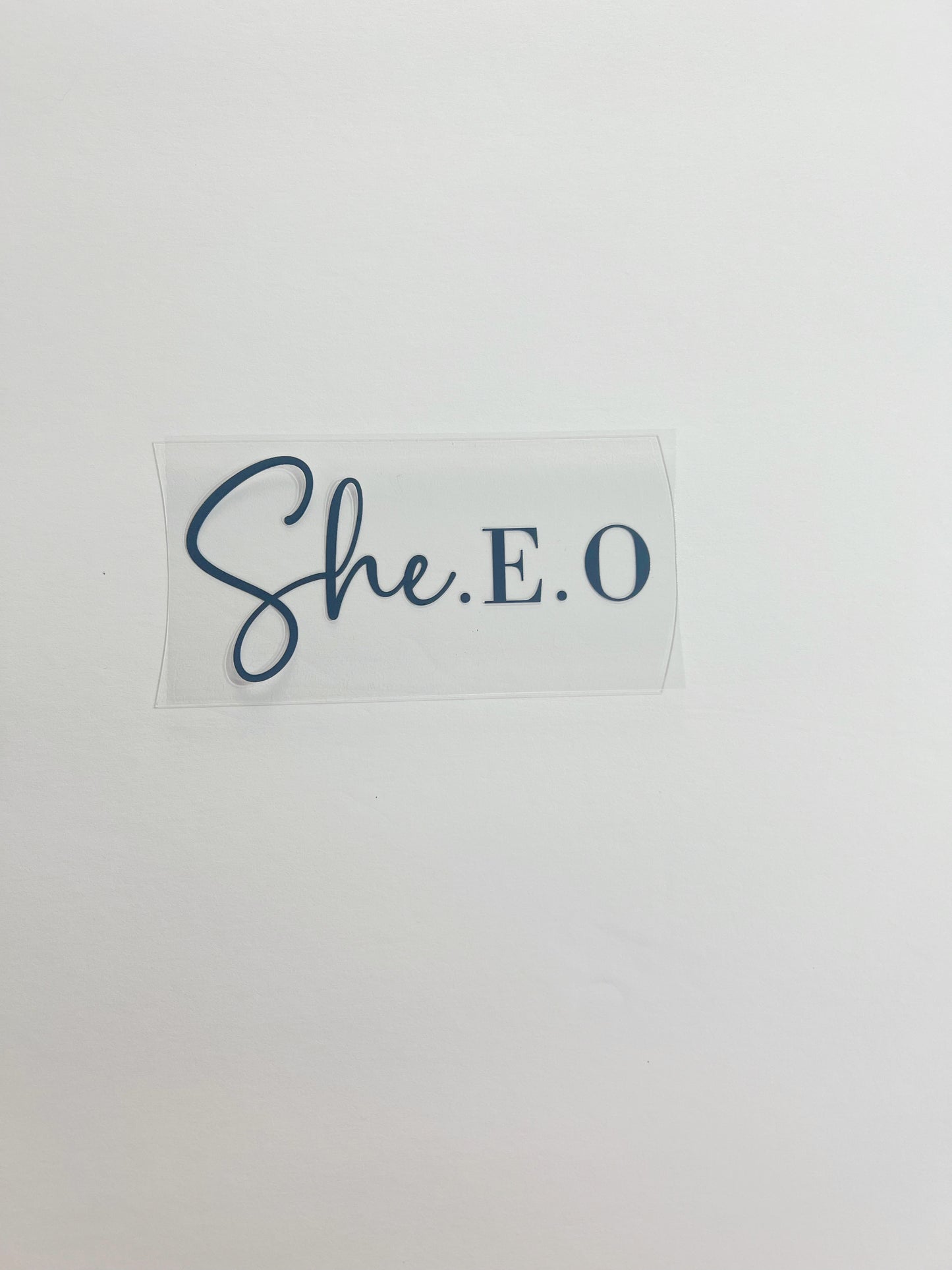 She E O